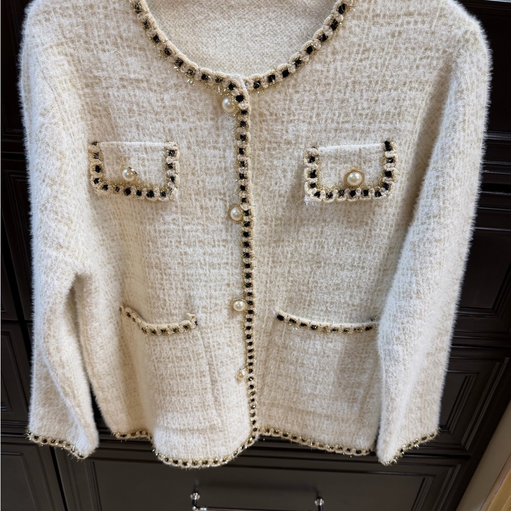 Elegant Cream Tweed Cardigan with Pearl Accents
